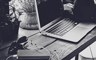 明星在深夜一点遭遇爆料 愤怒，蘑菇影视在线观看全网炸锅，详情查看